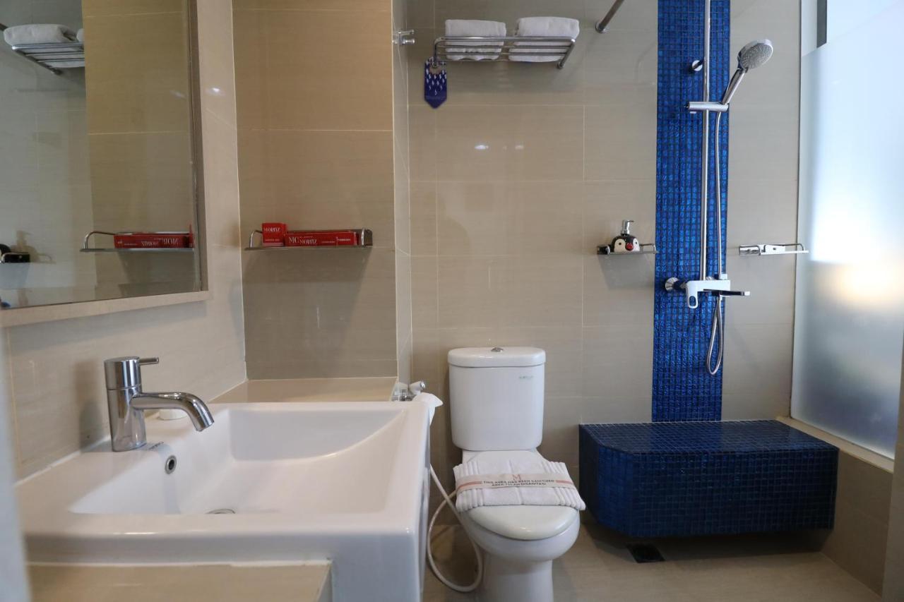 Moritz Biz Gandaria Hotel Jakarta Bagian luar foto