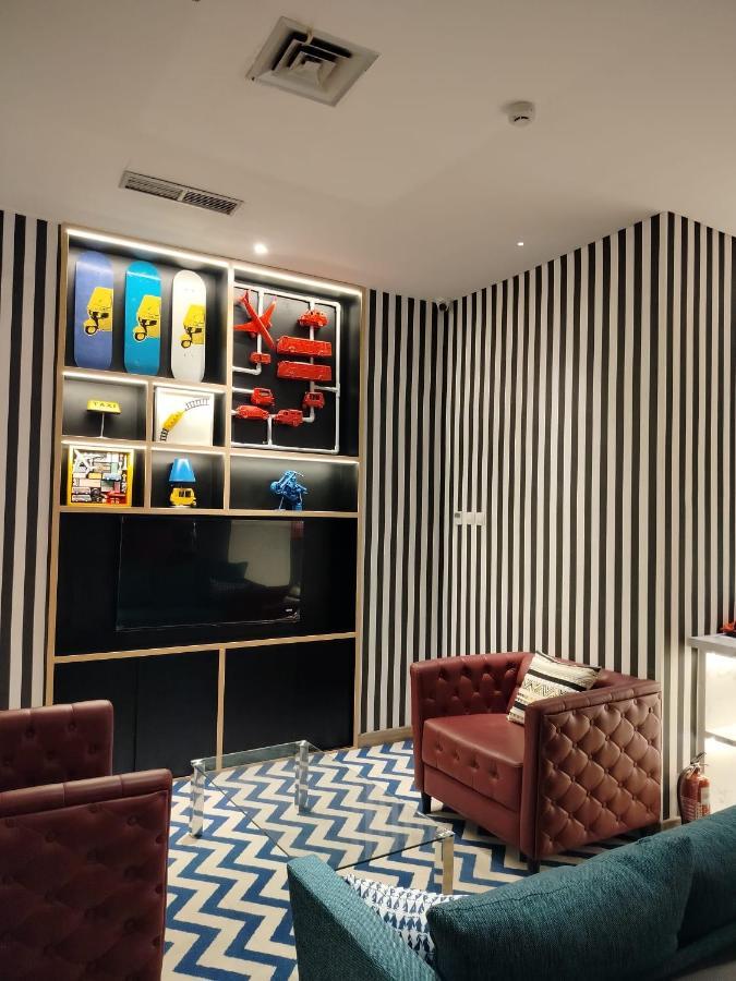Moritz Biz Gandaria Hotel Jakarta Bagian luar foto